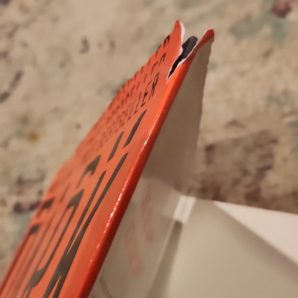 Hardback Book Bundle Botm Book Of The Month Unmaking Of June Farrow Dark Matter - Picture 2 of 6